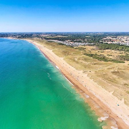 Le Bateau Ivre 50 M De La Plage Saint Gilles Croix de vie Buitenkant foto
